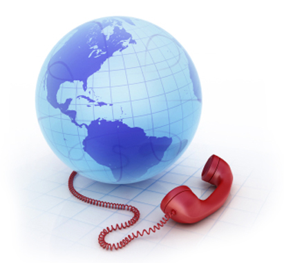 Téléphone sortant d'un globe terrestre